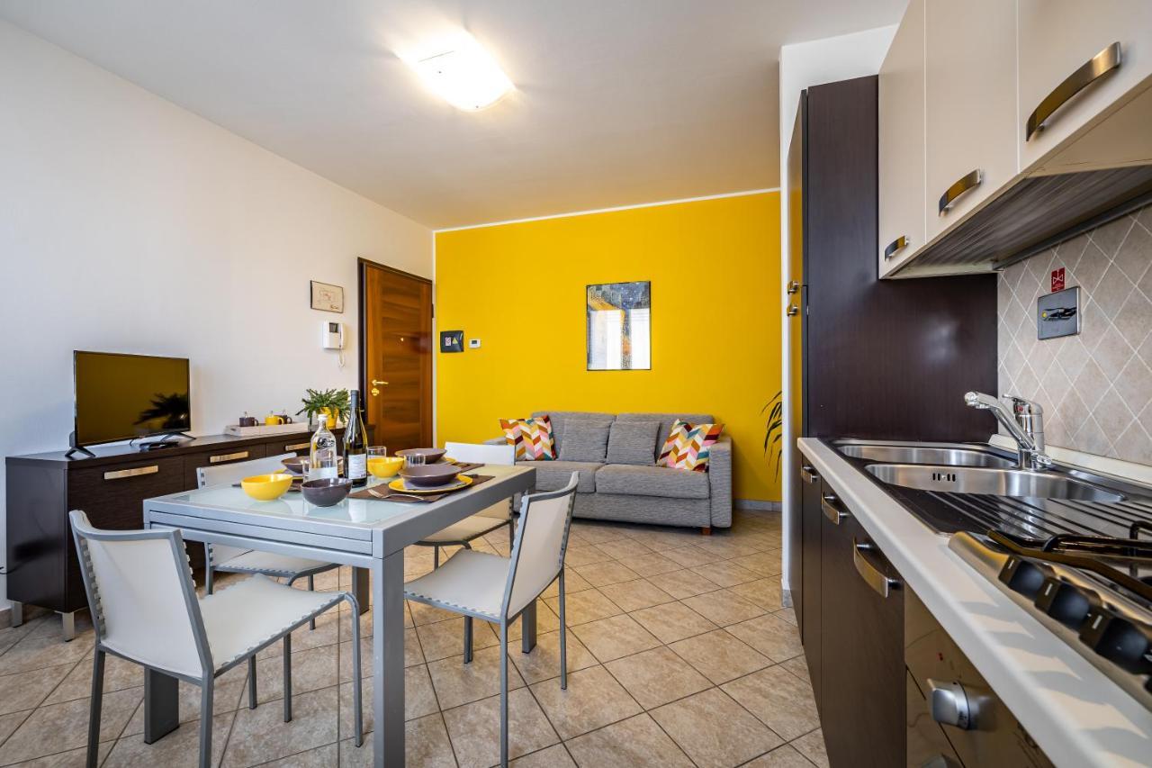 Casa Vacanze Arianna 로시아 외부 사진