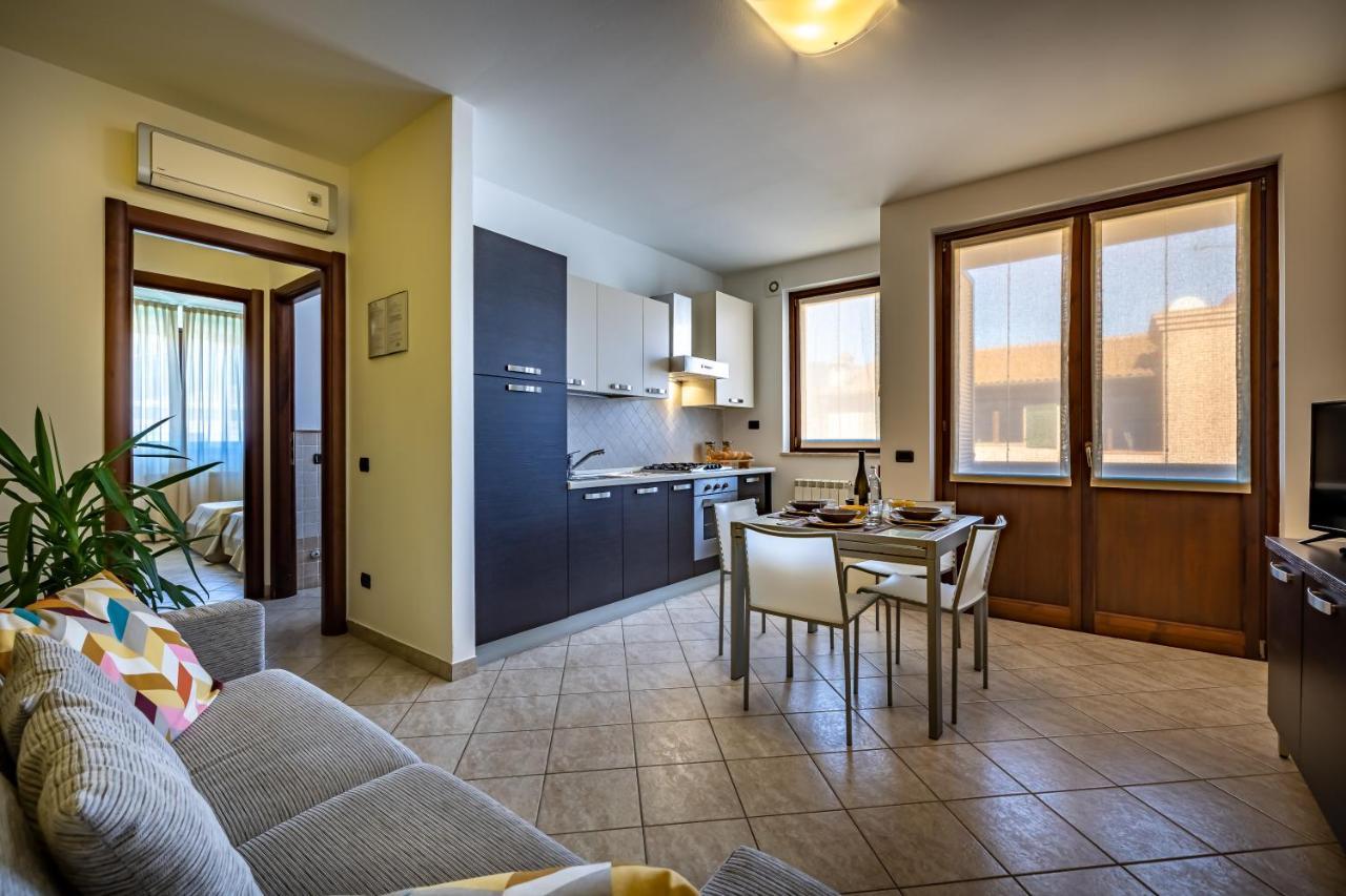 Casa Vacanze Arianna 로시아 외부 사진