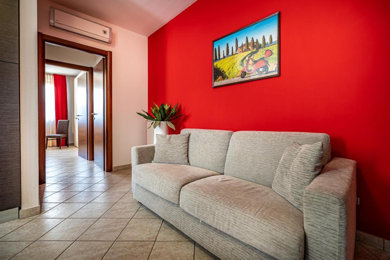 Casa Vacanze Arianna 로시아 외부 사진